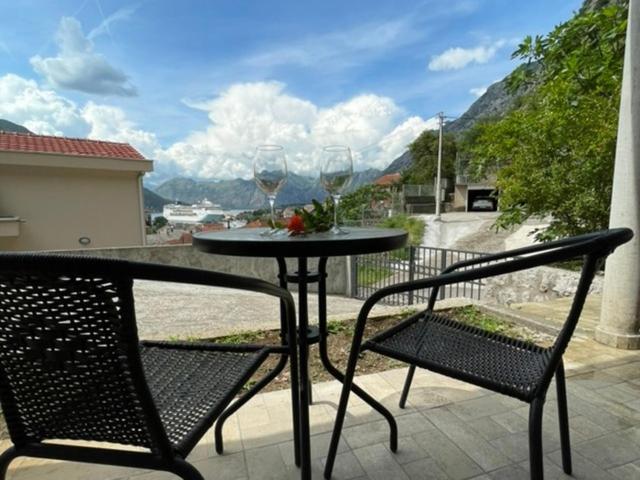 Nature Bay Apartment Kotor Exterior photo
